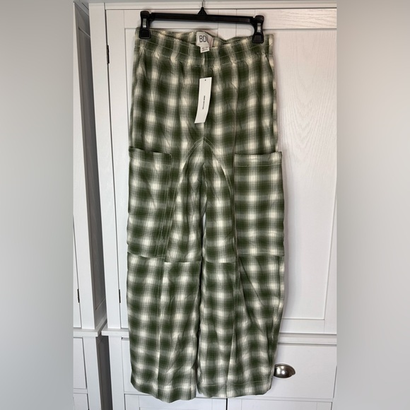 NWT BDG Urban Outfitters Mae Flannel Pants XS Green Plaid Carpenter Wide Leg - Picture 2 of 12